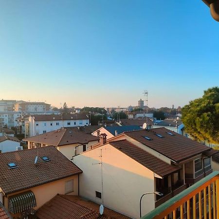 Attico A 2 Passi Dalla Stazione E Centro Storico Ravenna Kültér fotó