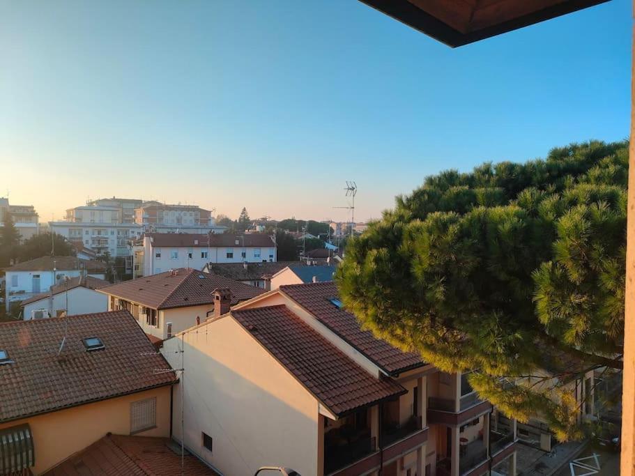 Attico A 2 Passi Dalla Stazione E Centro Storico Ravenna Kültér fotó